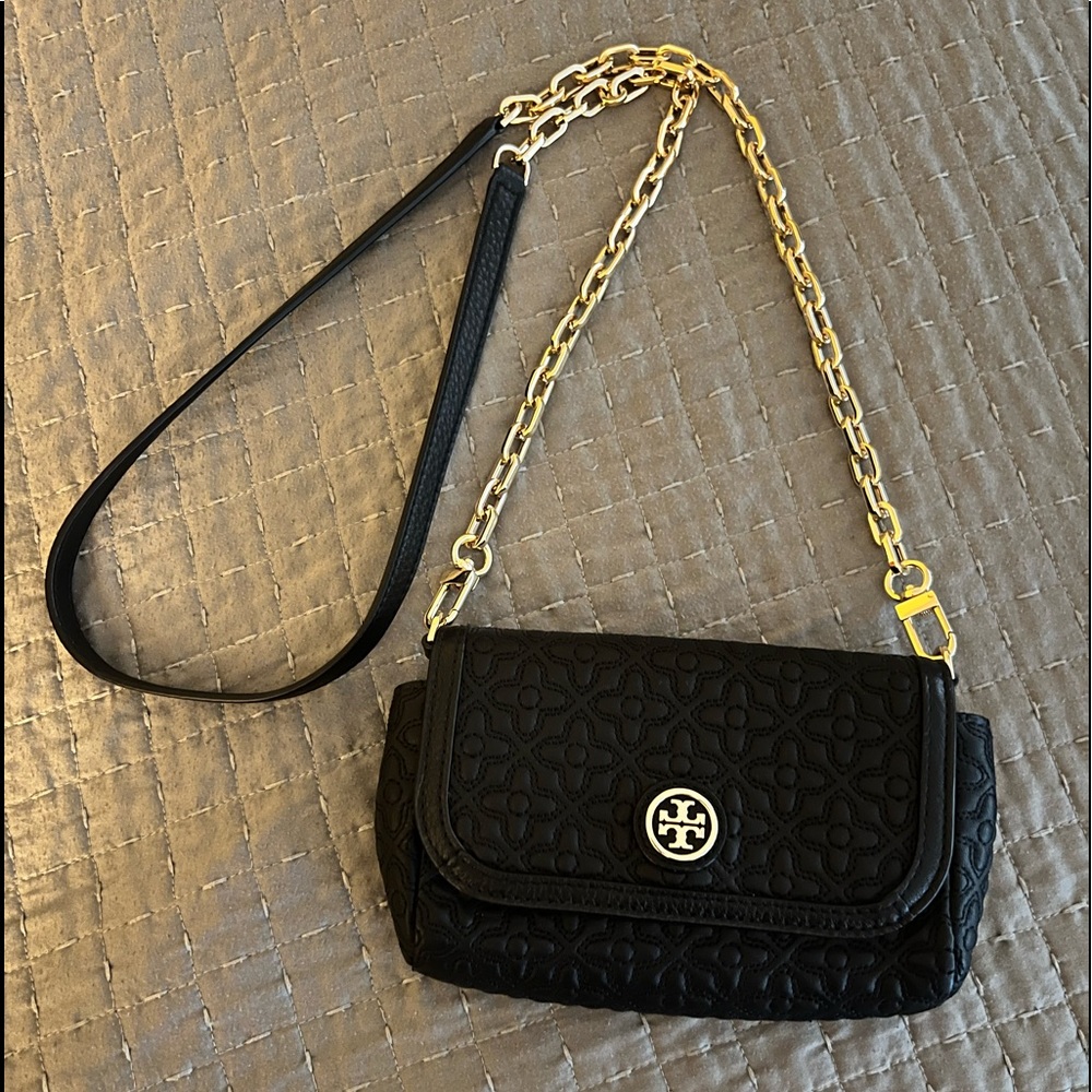 Tory quilted phone crossbody